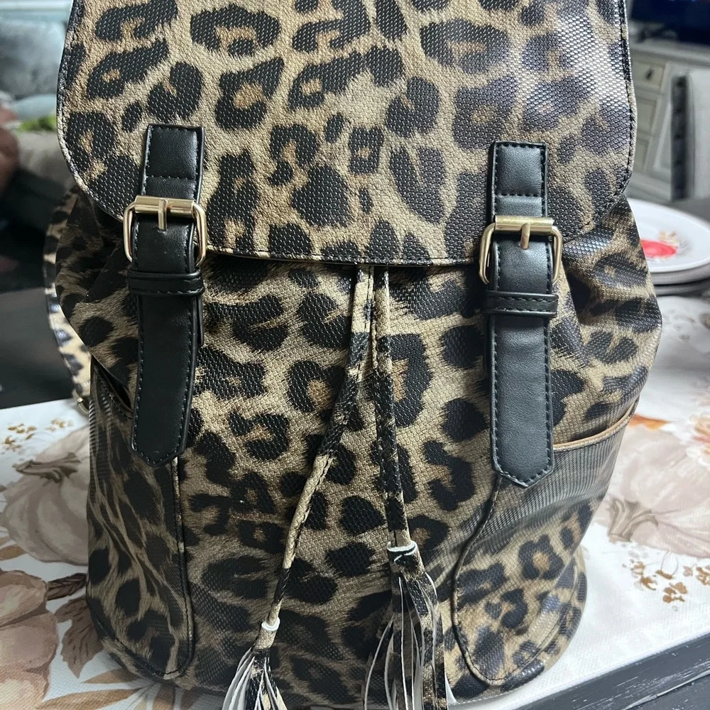 Chic Leopard Print Backpack with Black Details